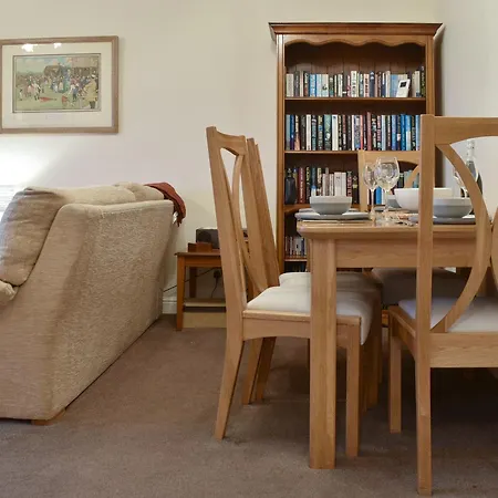 Sea Views No 38 度假居 *